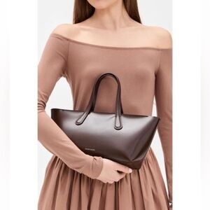 Mansur Gavriel Everyday Leather Tote Crossbody Bag In Chocolate
